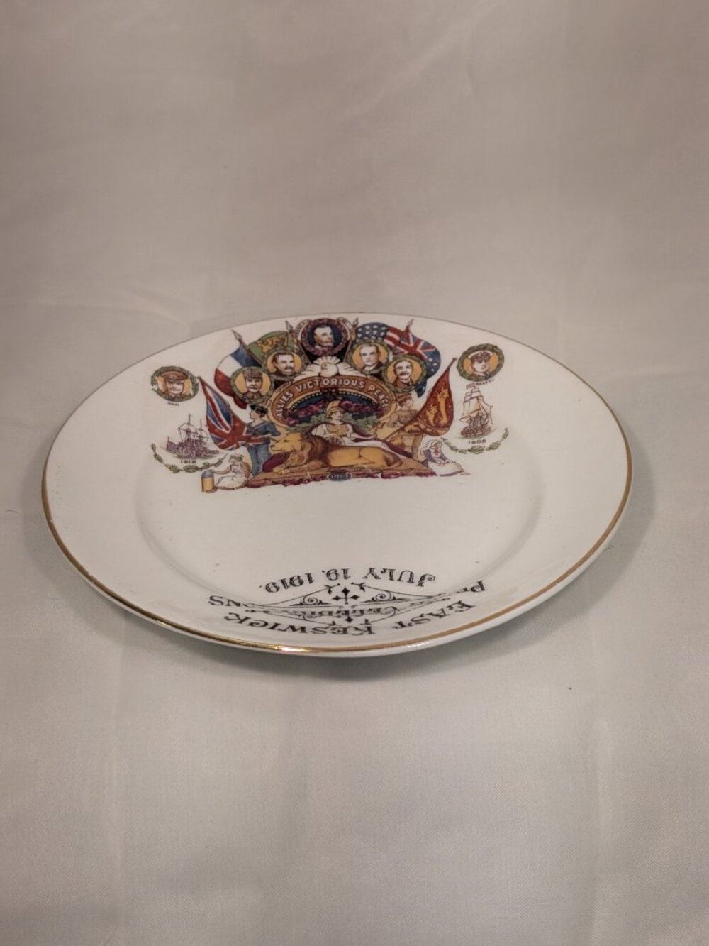 Vintage 1919 East Keswick Peace Celebrations Commemorative Ceramic Plate – WWI P - Picture 6 of 6